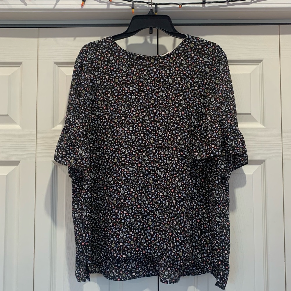 LOFT floral Blouse